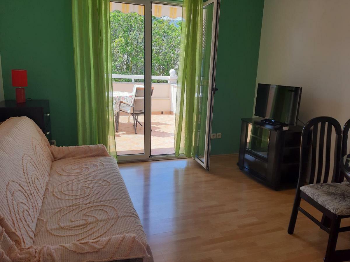 Apartments And Rooms Dobrila Jelsa  Exterior foto